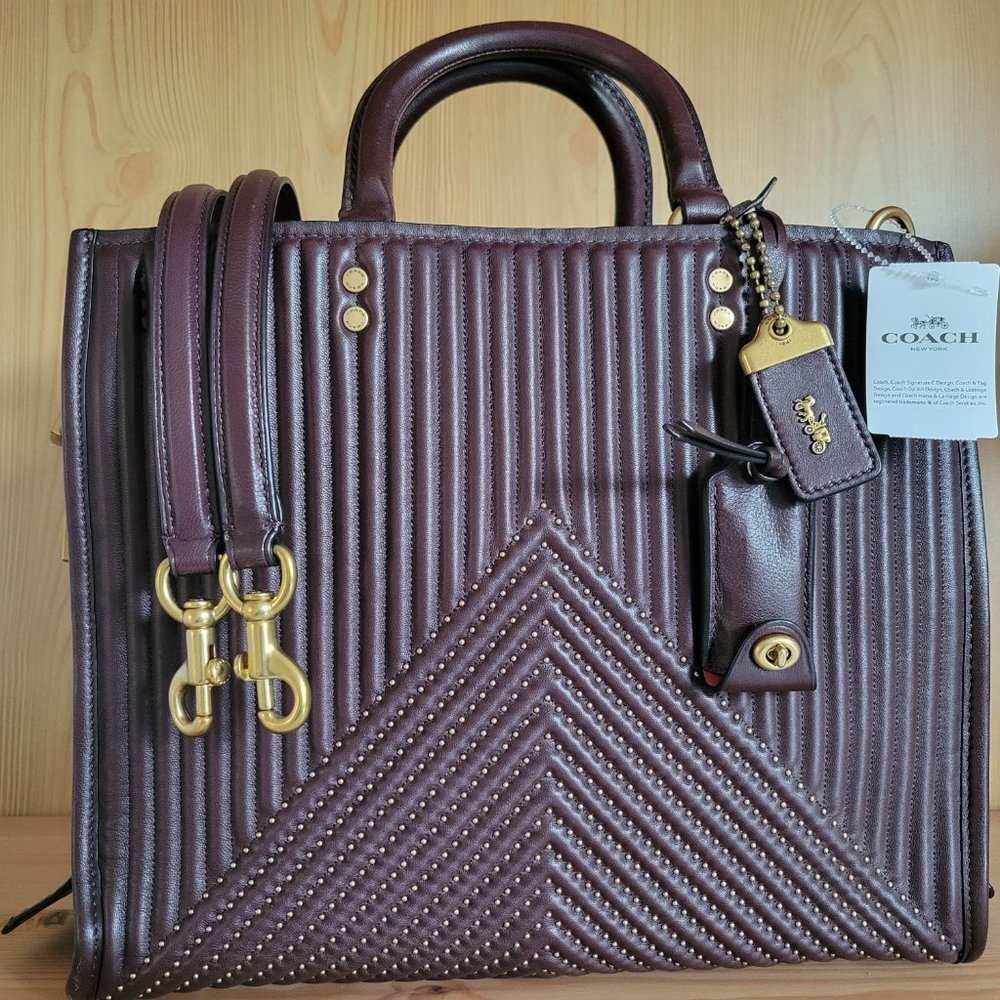 ❤️SOLD❤️ Coach 1941 Rogue with Quilting Rivets - Picture 3 of 16